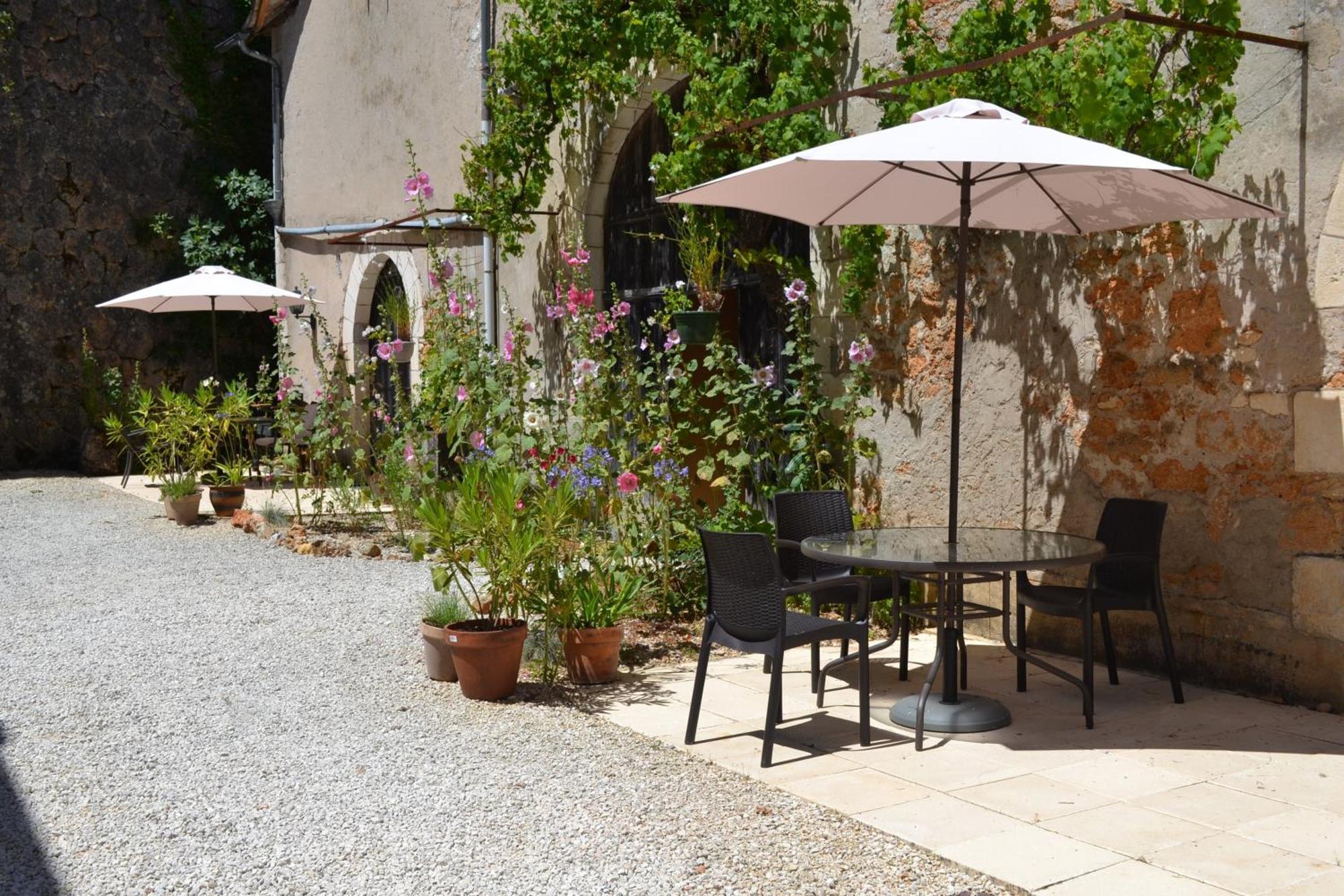 Le Manoir Bed & Breakfast Souillac Exterior photo