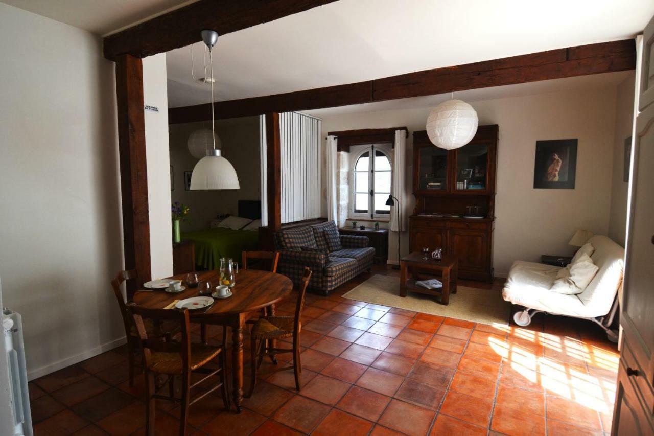 Le Manoir Bed & Breakfast Souillac Exterior photo
